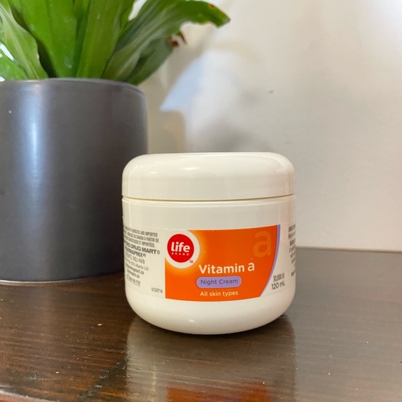 LIFE Vitamin A Night Cream (x2) overnight face skin moisturizer mask wrinkle NEW - Picture 6 of 9